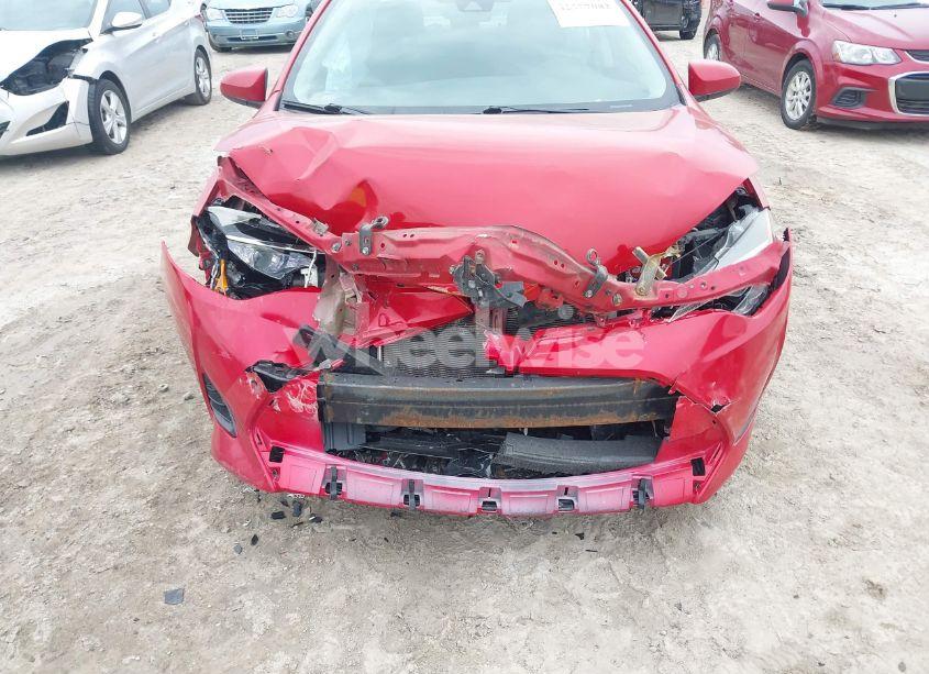 Photo 6 of 2017 Toyota Corolla LE (VIN 5YFBURHE3HP570951)