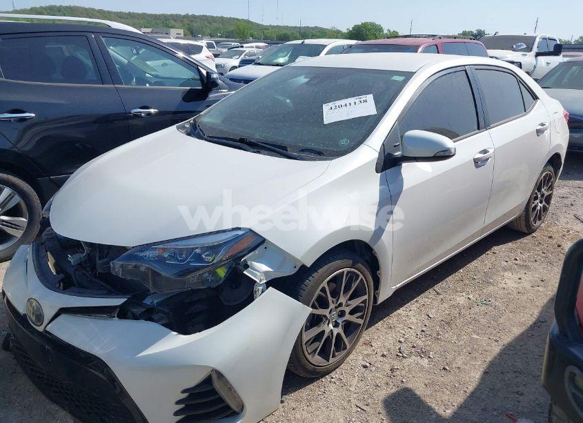 Photo 2 of 2017 Toyota Corolla SE SPECIAL EDITION (VIN 5YFBURHE3HP586132)