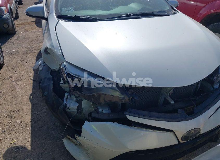 Photo 6 of 2017 Toyota Corolla SE SPECIAL EDITION (VIN 5YFBURHE3HP586132)