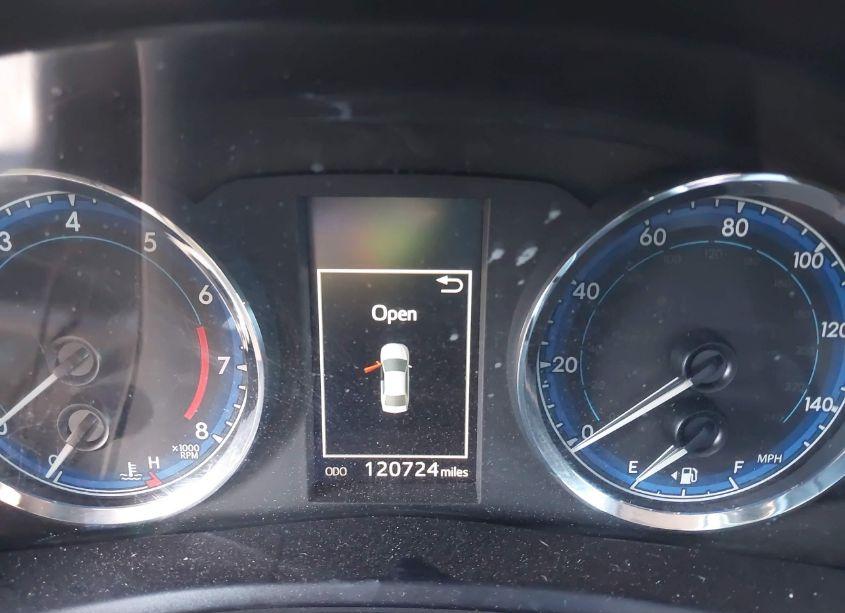 Photo 7 of 2017 Toyota Corolla L/LE/XLE/SE/XSE (VIN 5YFBURHE3HP589208)