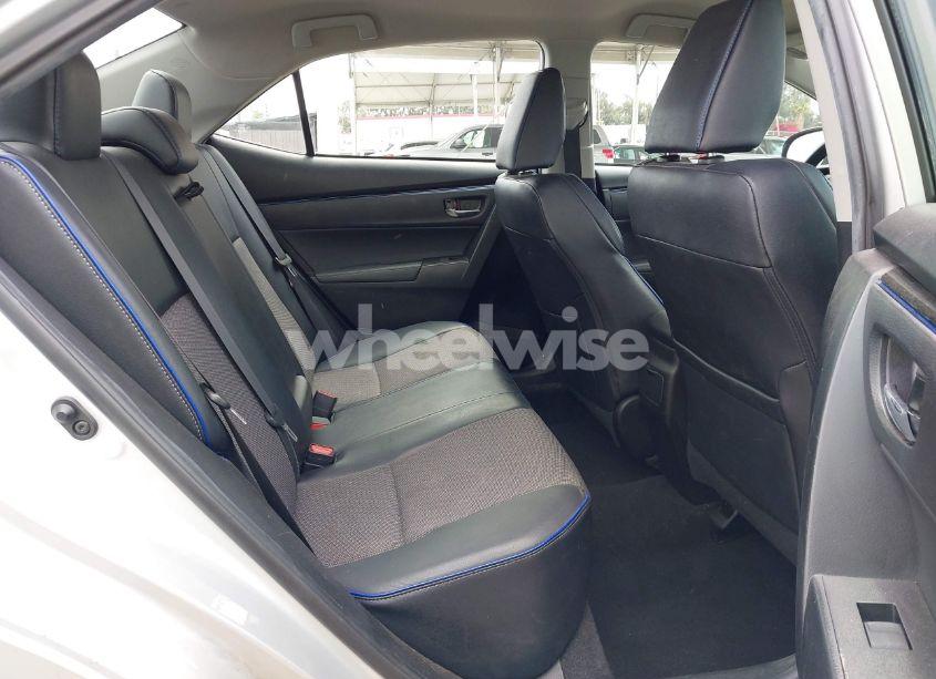 Photo 8 of 2017 Toyota Corolla SE (VIN 5YFBURHE3HP606878)