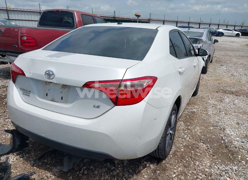 Photo 4 of 2017 Toyota Corolla LE (VIN 5YFBURHE3HP620263)