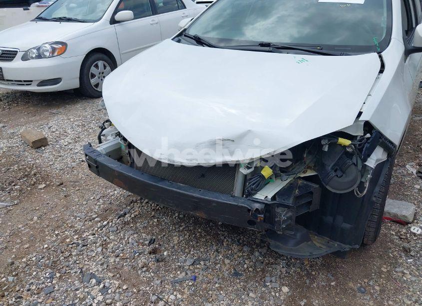 Photo 6 of 2017 Toyota Corolla LE (VIN 5YFBURHE3HP620263)