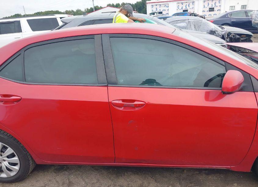 Photo 13 of 2017 Toyota Corolla LE (VIN 5YFBURHE3HP625642)