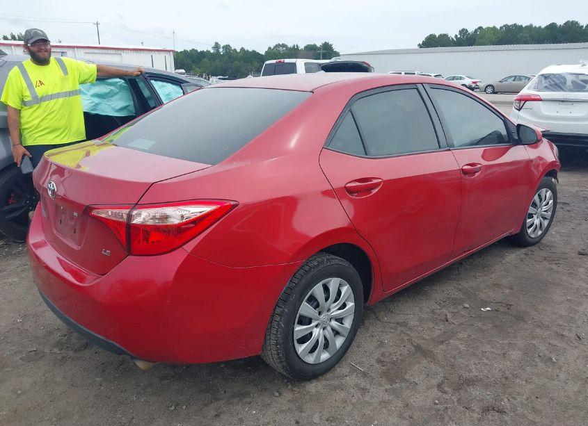 Photo 4 of 2017 Toyota Corolla LE (VIN 5YFBURHE3HP625642)