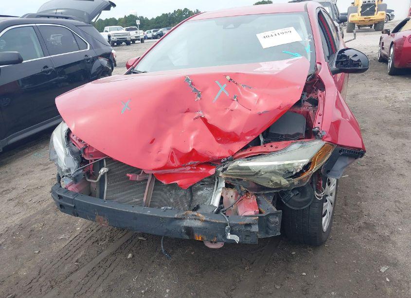 Photo 6 of 2017 Toyota Corolla LE (VIN 5YFBURHE3HP625642)