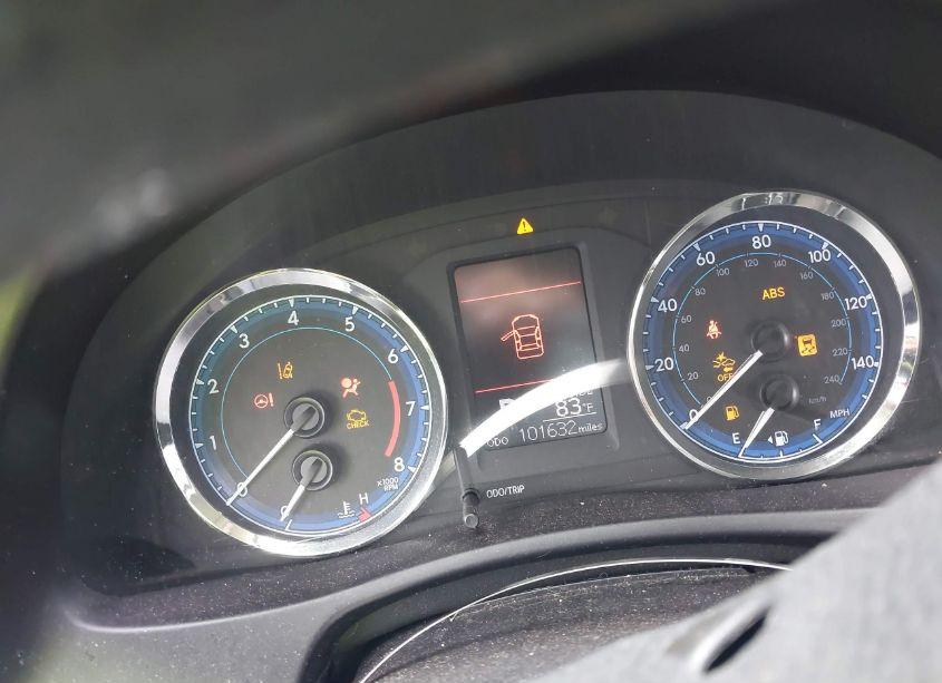 Photo 7 of 2017 Toyota Corolla LE (VIN 5YFBURHE3HP625642)