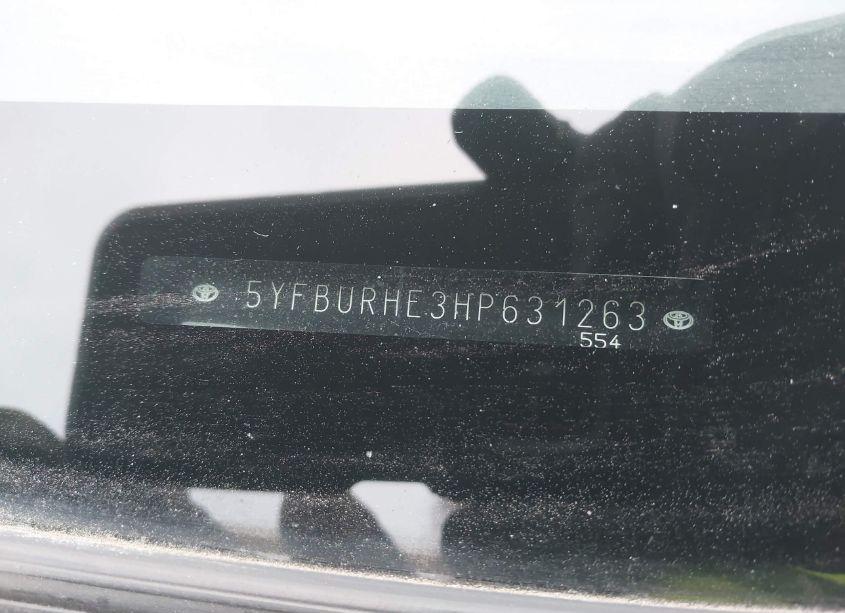 Photo 9 of 2017 Toyota Corolla SE (VIN 5YFBURHE3HP631263)