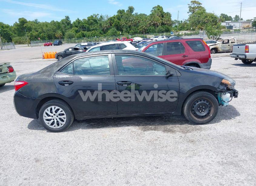 Photo 13 of 2017 Toyota Corolla LE (VIN 5YFBURHE3HP639959)