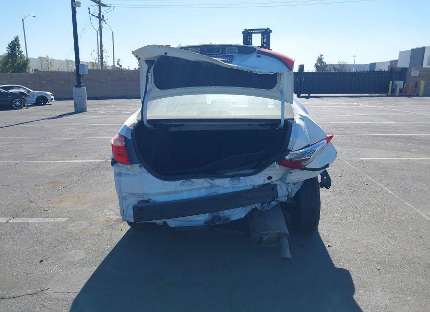 Photo 17 of 2017 Toyota Corolla L (VIN 5YFBURHE3HP657541)