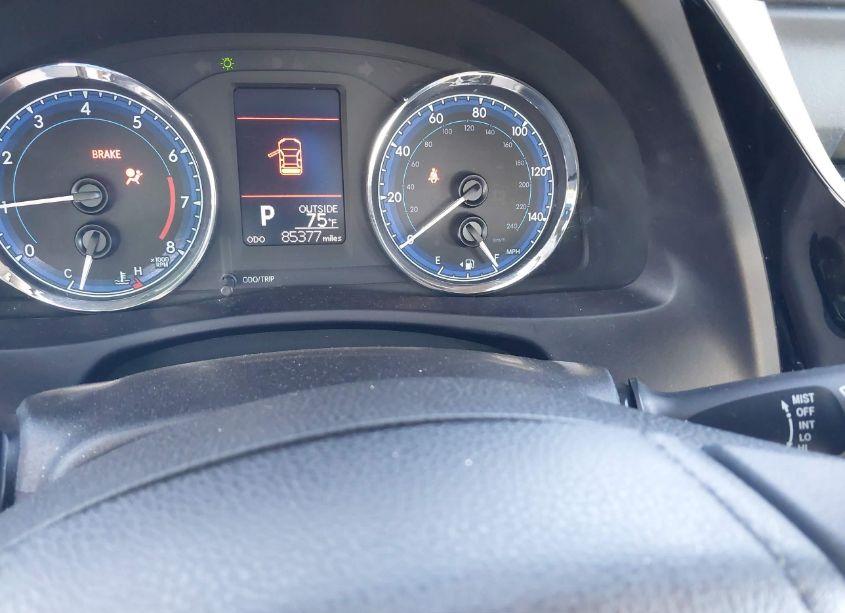 Photo 7 of 2017 Toyota Corolla L (VIN 5YFBURHE3HP657541)