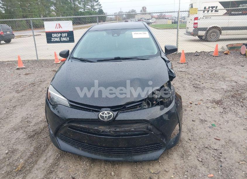 Photo 12 of 2017 Toyota Corolla LE (VIN 5YFBURHE3HP658835)