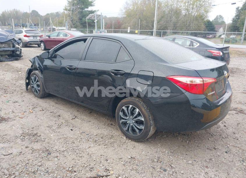 Photo 3 of 2017 Toyota Corolla LE (VIN 5YFBURHE3HP658835)