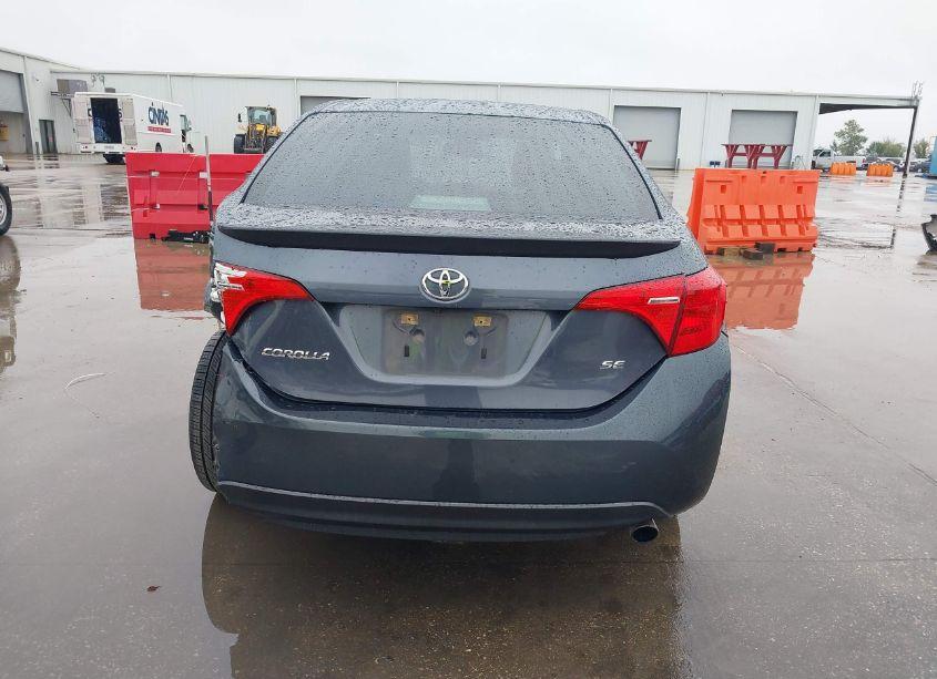 Photo 16 of 2017 Toyota Corolla SE (VIN 5YFBURHE3HP663789)