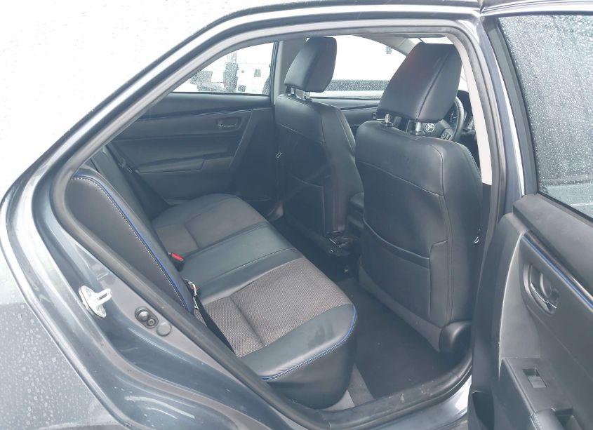 Photo 8 of 2017 Toyota Corolla SE (VIN 5YFBURHE3HP663789)