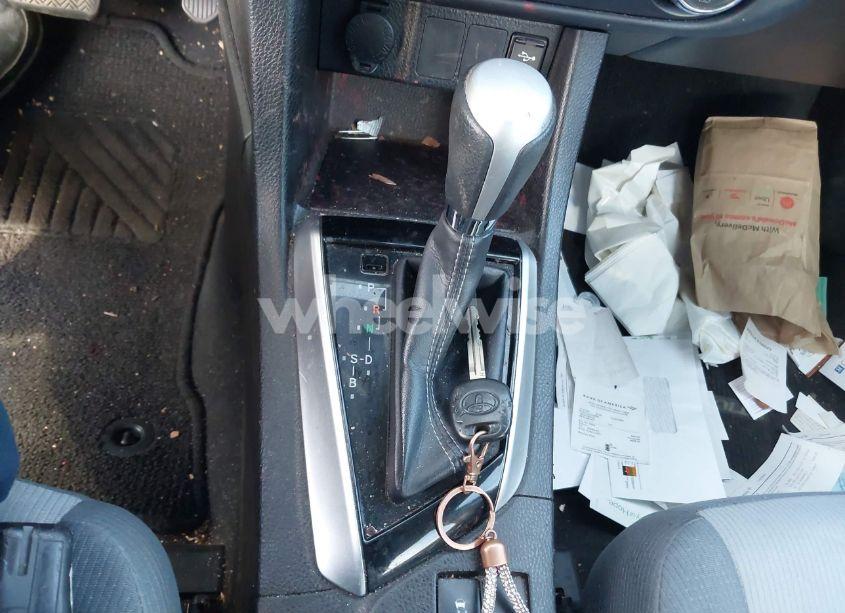 Photo 11 of 2017 Toyota Corolla L (VIN 5YFBURHE3HP666479)