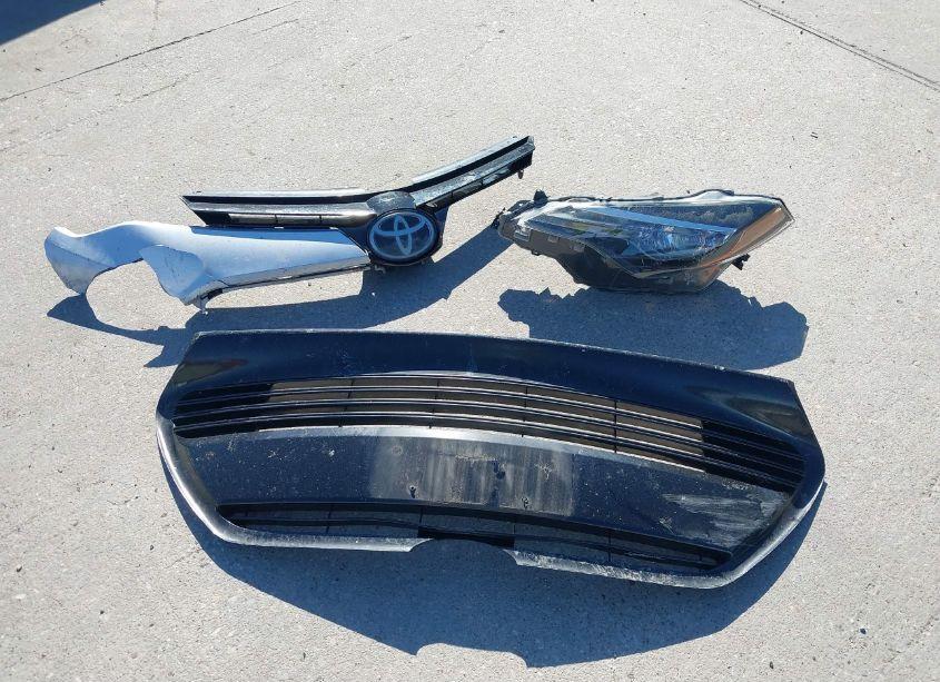 Photo 11 of 2017 Toyota Corolla LE (VIN 5YFBURHE3HP686442)