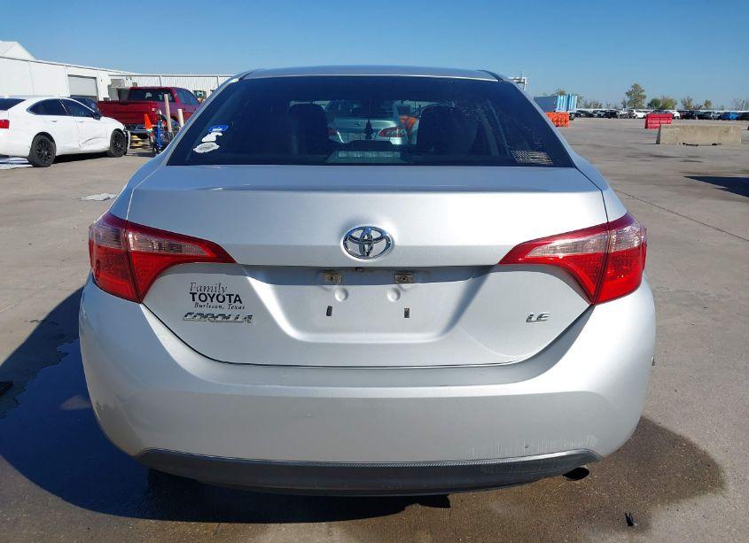 Photo 16 of 2017 Toyota Corolla LE (VIN 5YFBURHE3HP686442)