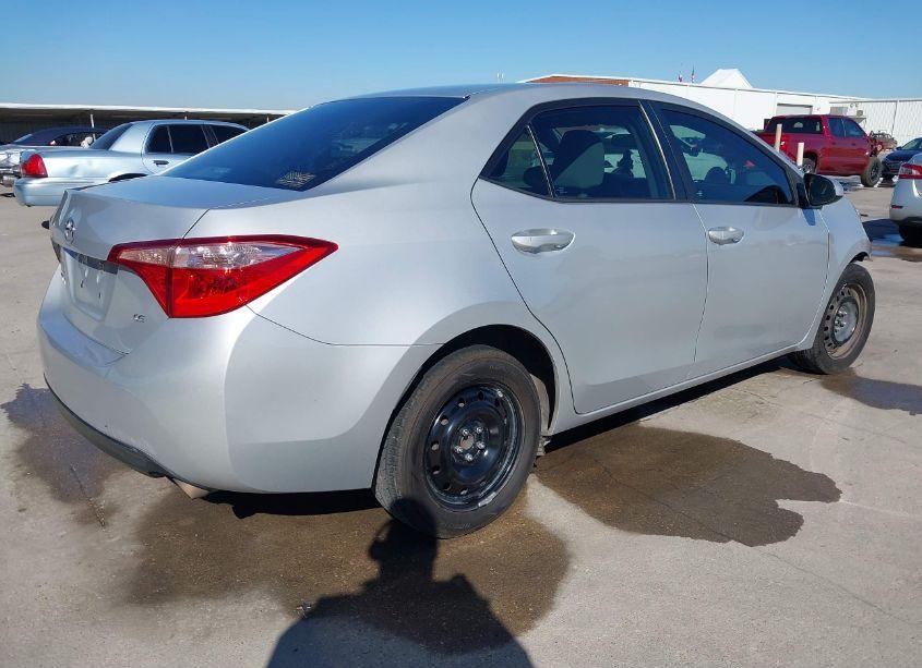 Photo 4 of 2017 Toyota Corolla LE (VIN 5YFBURHE3HP686442)