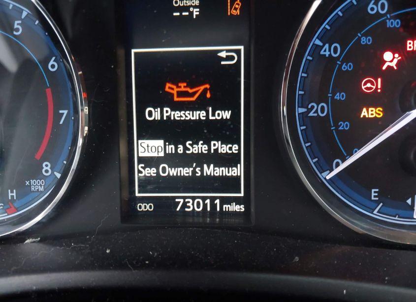 Photo 15 of 2017 Toyota Corolla SE (VIN 5YFBURHE3HP694685)