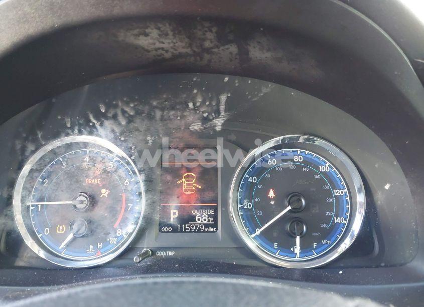 Photo 7 of 2017 Toyota Corolla LE (VIN 5YFBURHE3HP709833)