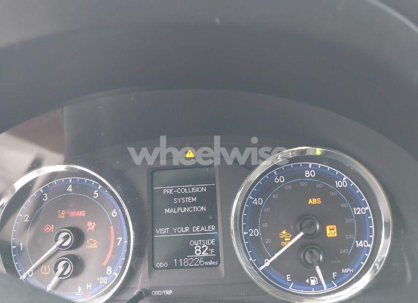 Photo 15 of 2017 Toyota Corolla LE (VIN 5YFBURHE3HP714076)