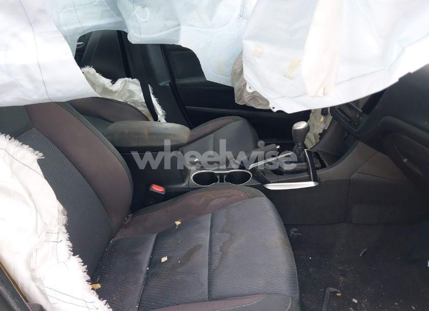 Photo 5 of 2017 Toyota Corolla LE (VIN 5YFBURHE3HP714076)