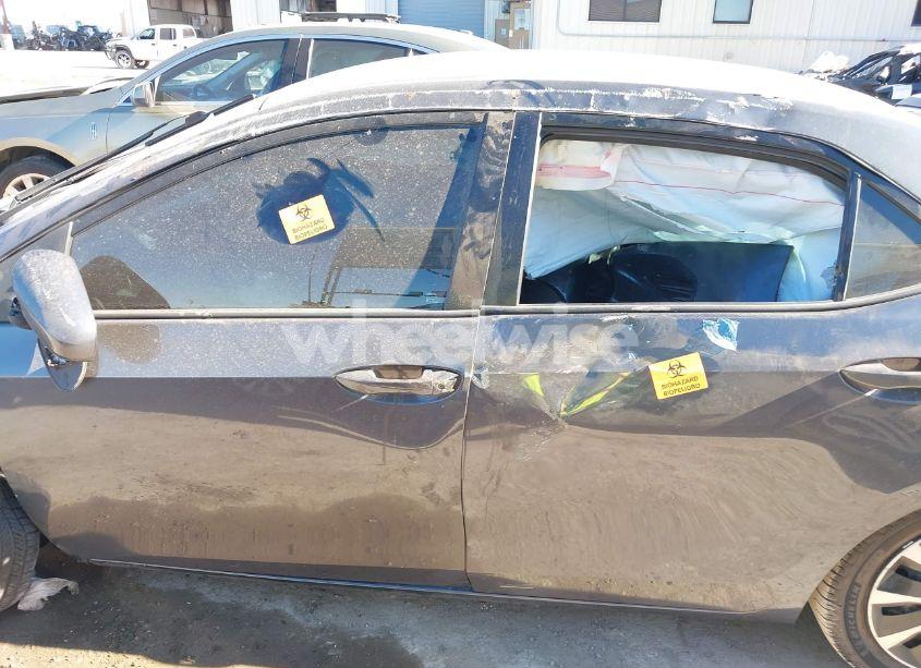 Photo 13 of 2017 Toyota Corolla LE (VIN 5YFBURHE3HP722064)