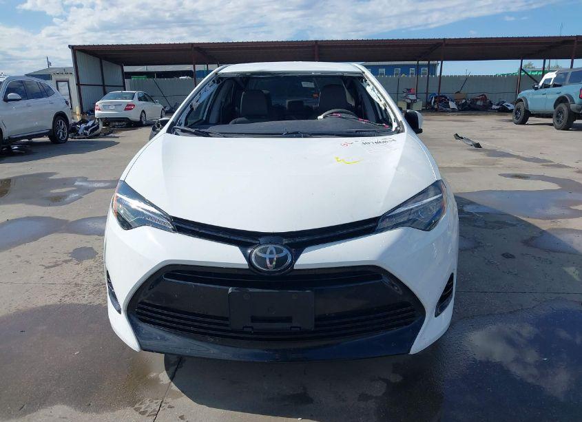 Photo 13 of 2017 Toyota Corolla LE (VIN 5YFBURHE3HP731945)