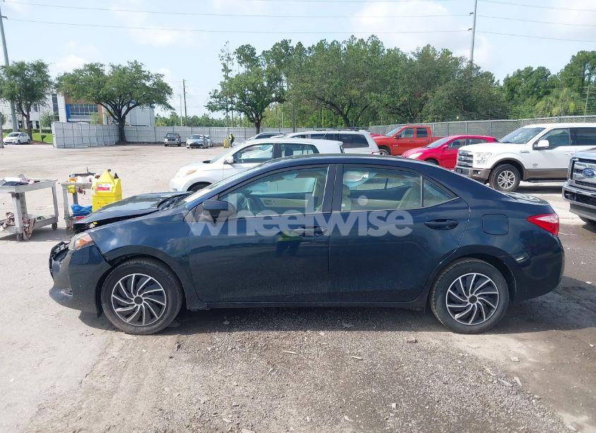 Photo 14 of 2017 Toyota Corolla LE (VIN 5YFBURHE3HP735994)