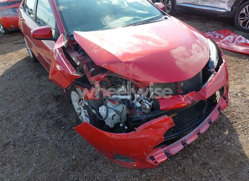 Photo 6 of 2018 Toyota Corolla LE (VIN 5YFBURHE3JP746418)