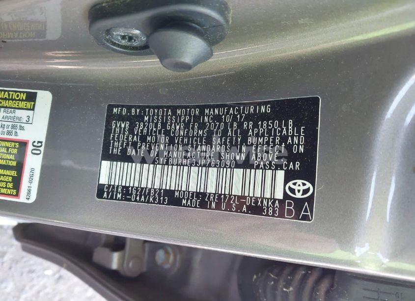 Photo 9 of 2018 Toyota Corolla LE (VIN 5YFBURHE3JP763090)