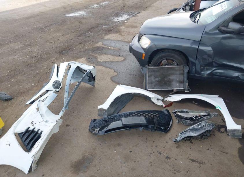 Photo 12 of 2018 Toyota Corolla SE (VIN 5YFBURHE3JP765096)