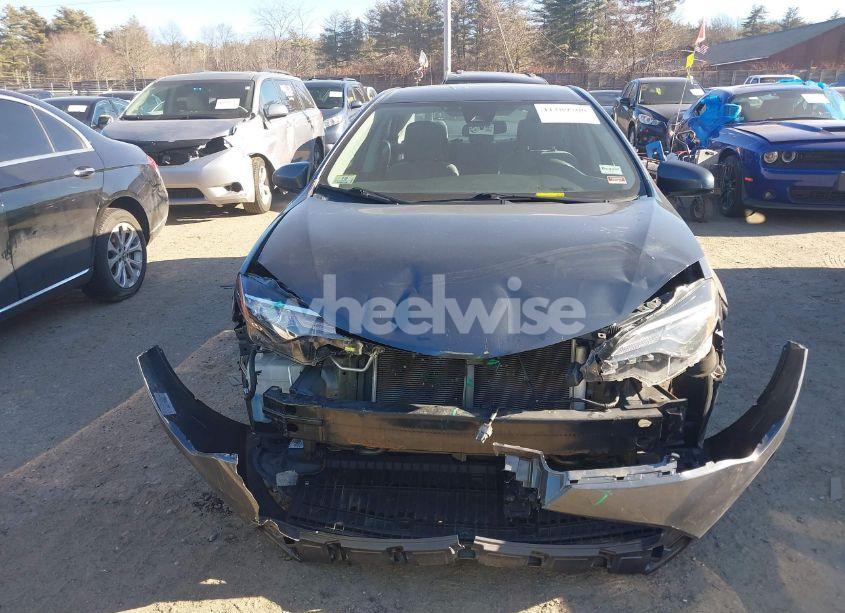 Photo 13 of 2018 Toyota Corolla L (VIN 5YFBURHE3JP775448)