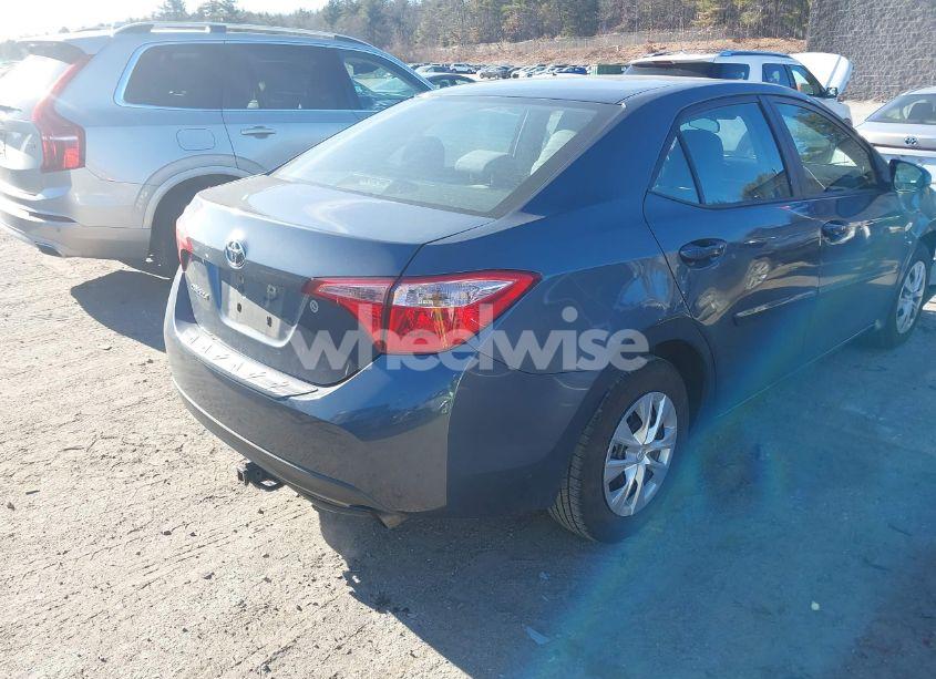 Photo 4 of 2018 Toyota Corolla L (VIN 5YFBURHE3JP775448)