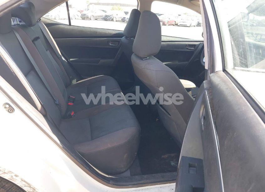 Photo 8 of 2018 Toyota Corolla LE (VIN 5YFBURHE3JP796106)