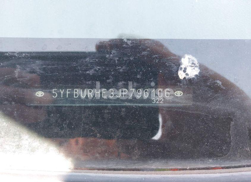 Photo 9 of 2018 Toyota Corolla LE (VIN 5YFBURHE3JP796106)