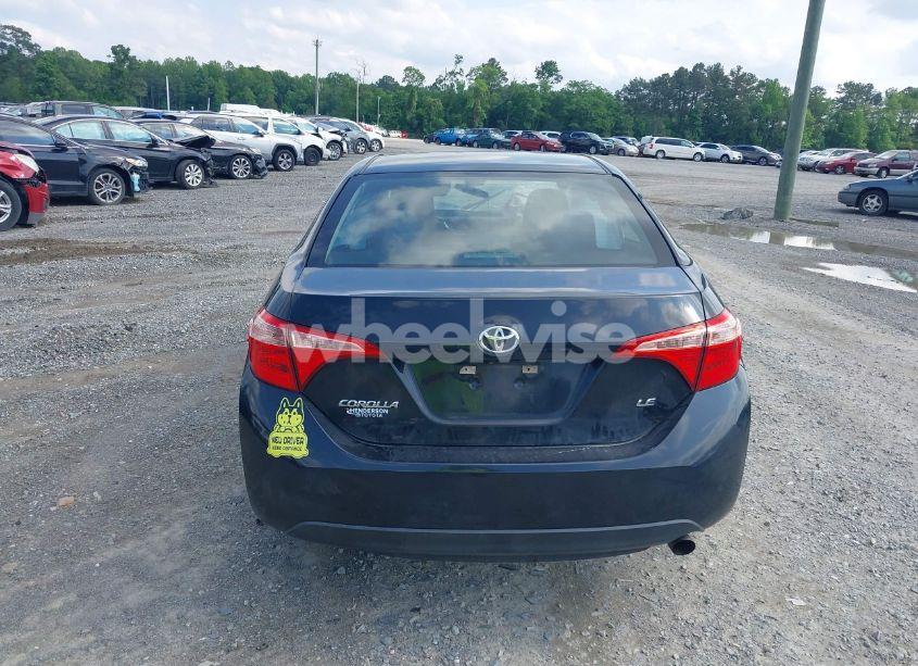 Photo 16 of 2018 Toyota Corolla LE (VIN 5YFBURHE3JP803202)