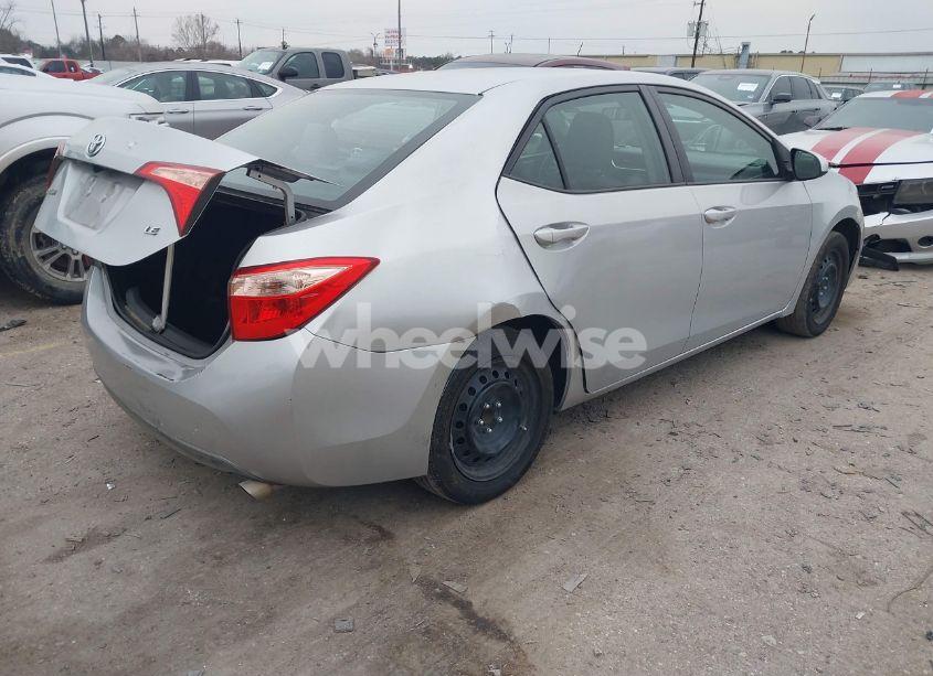 Photo 4 of 2018 Toyota Corolla LE (VIN 5YFBURHE3JP841514)