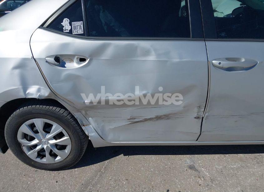 Photo 17 of 2018 Toyota Corolla L (VIN 5YFBURHE3JP854652)