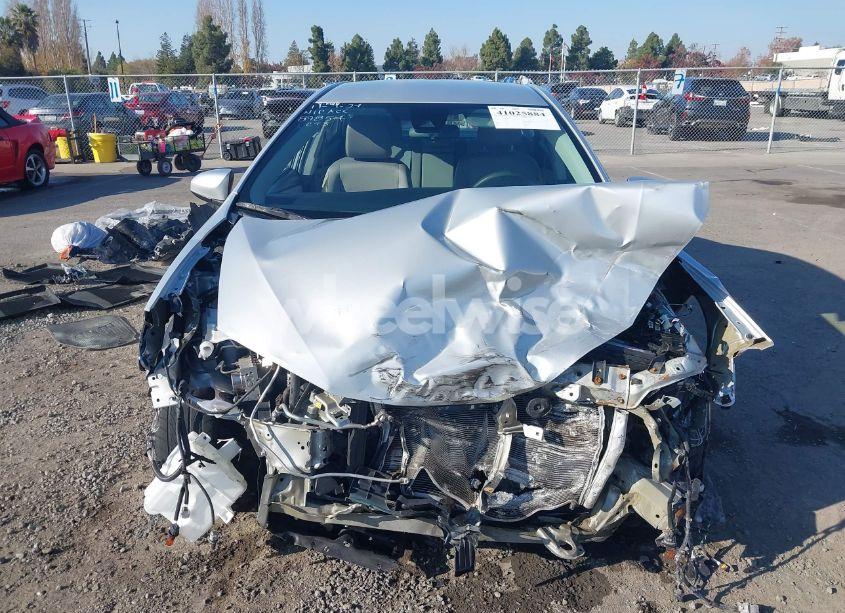 Photo 13 of 2019 Toyota Corolla LE (VIN 5YFBURHE3KP863336)