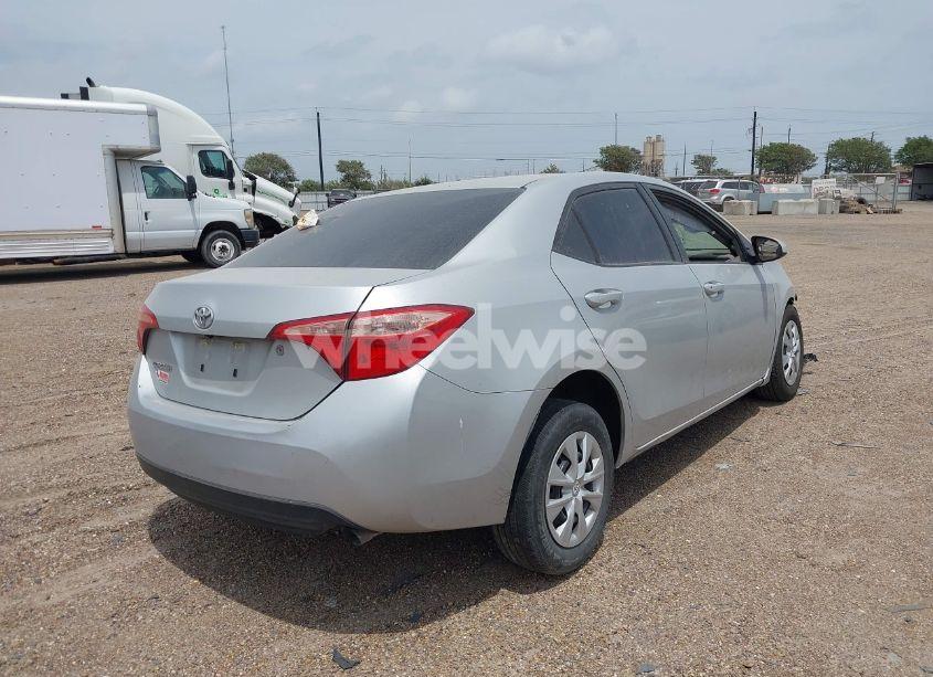 Photo 4 of 2019 Toyota Corolla L (VIN 5YFBURHE3KP873056)