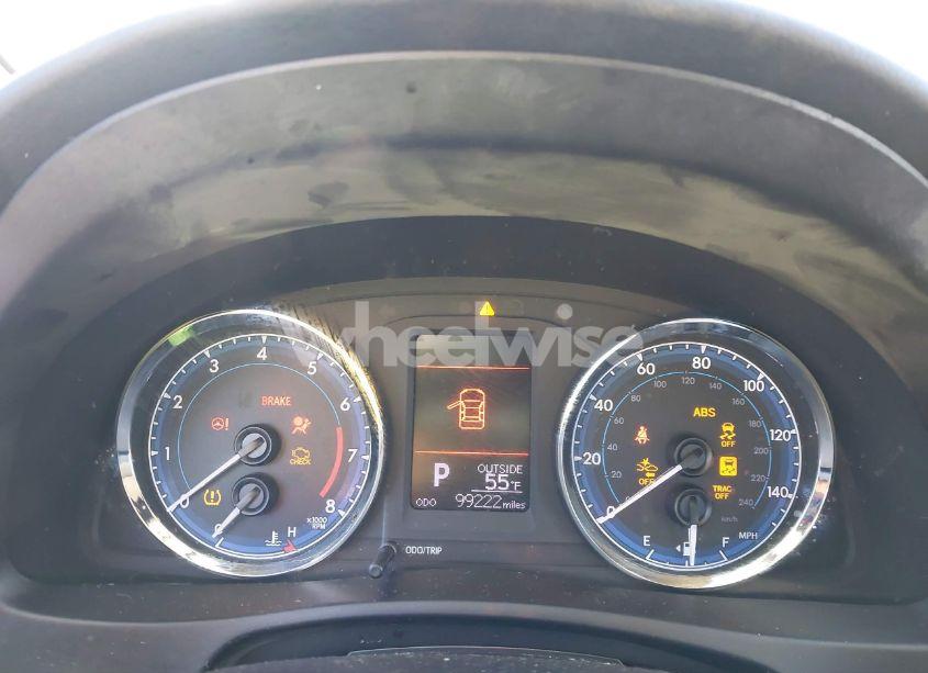 Photo 7 of 2019 Toyota Corolla LE (VIN 5YFBURHE3KP877690)