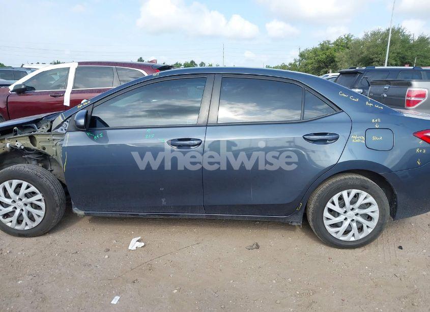 Photo 15 of 2019 Toyota Corolla LE (VIN 5YFBURHE3KP880265)