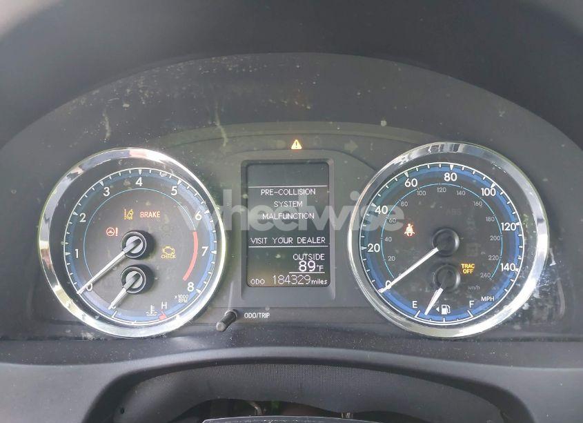 Photo 7 of 2019 Toyota Corolla LE (VIN 5YFBURHE3KP889001)