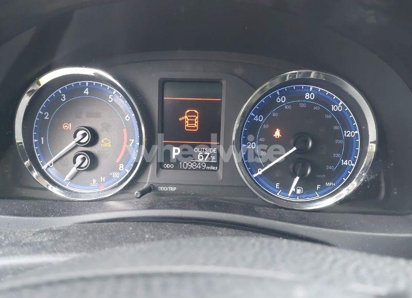 Photo 7 of 2019 Toyota Corolla LE (VIN 5YFBURHE3KP912969)