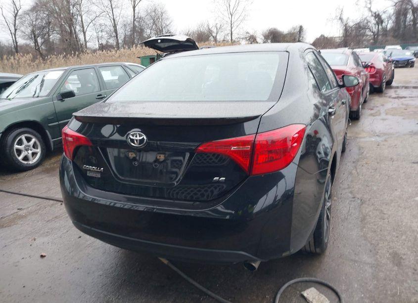 Photo 17 of 2019 Toyota Corolla SE (VIN 5YFBURHE3KP927472)