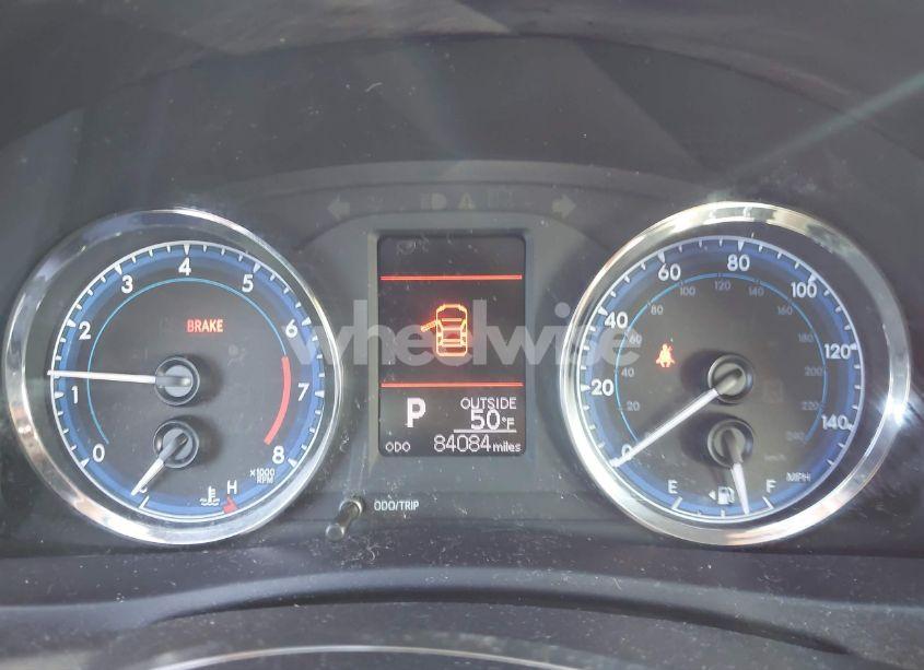 Photo 7 of 2019 Toyota Corolla LE (VIN 5YFBURHE3KP937838)