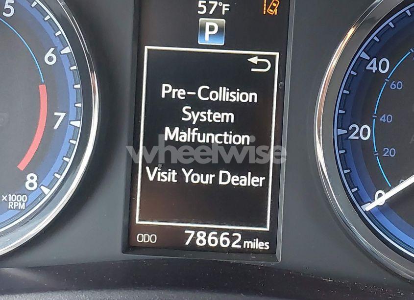 Photo 16 of 2019 Toyota Corolla SE (VIN 5YFBURHE3KP939556)