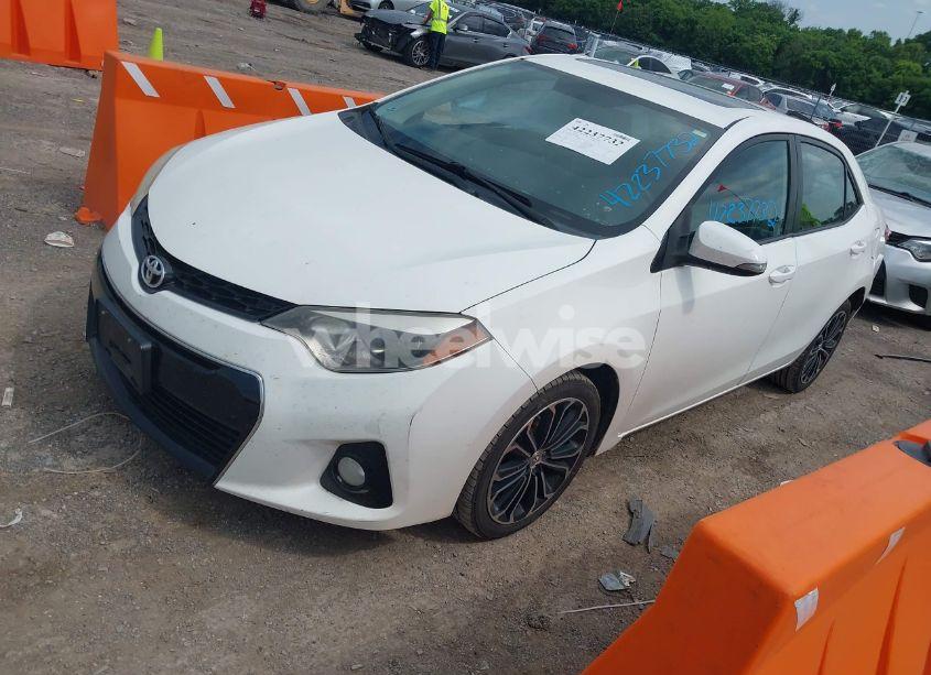 Photo 2 of 2014 Toyota Corolla S PLUS (VIN 5YFBURHE4EP000422)